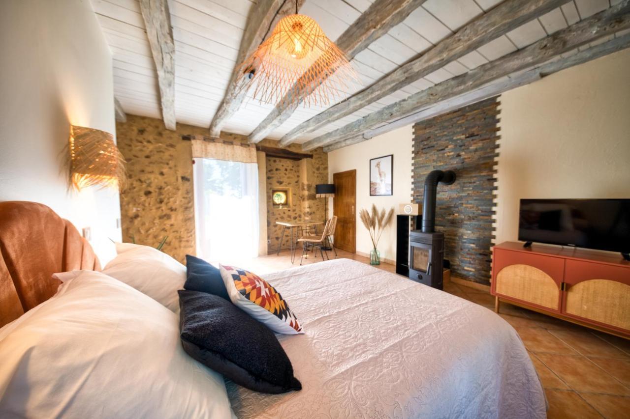 Bed and Breakfast La Fermette Du Perougord A Rouffignac-St-Cernin Perigord Noir Exterior foto